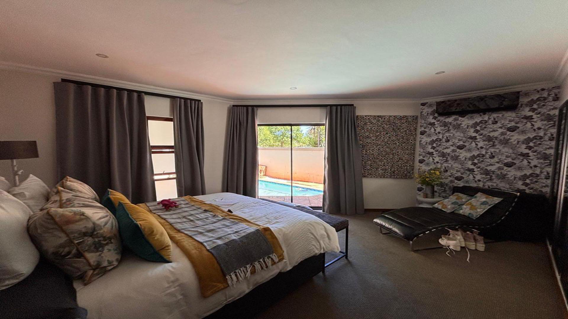 Main Bedroom of property in Vanderbijlpark