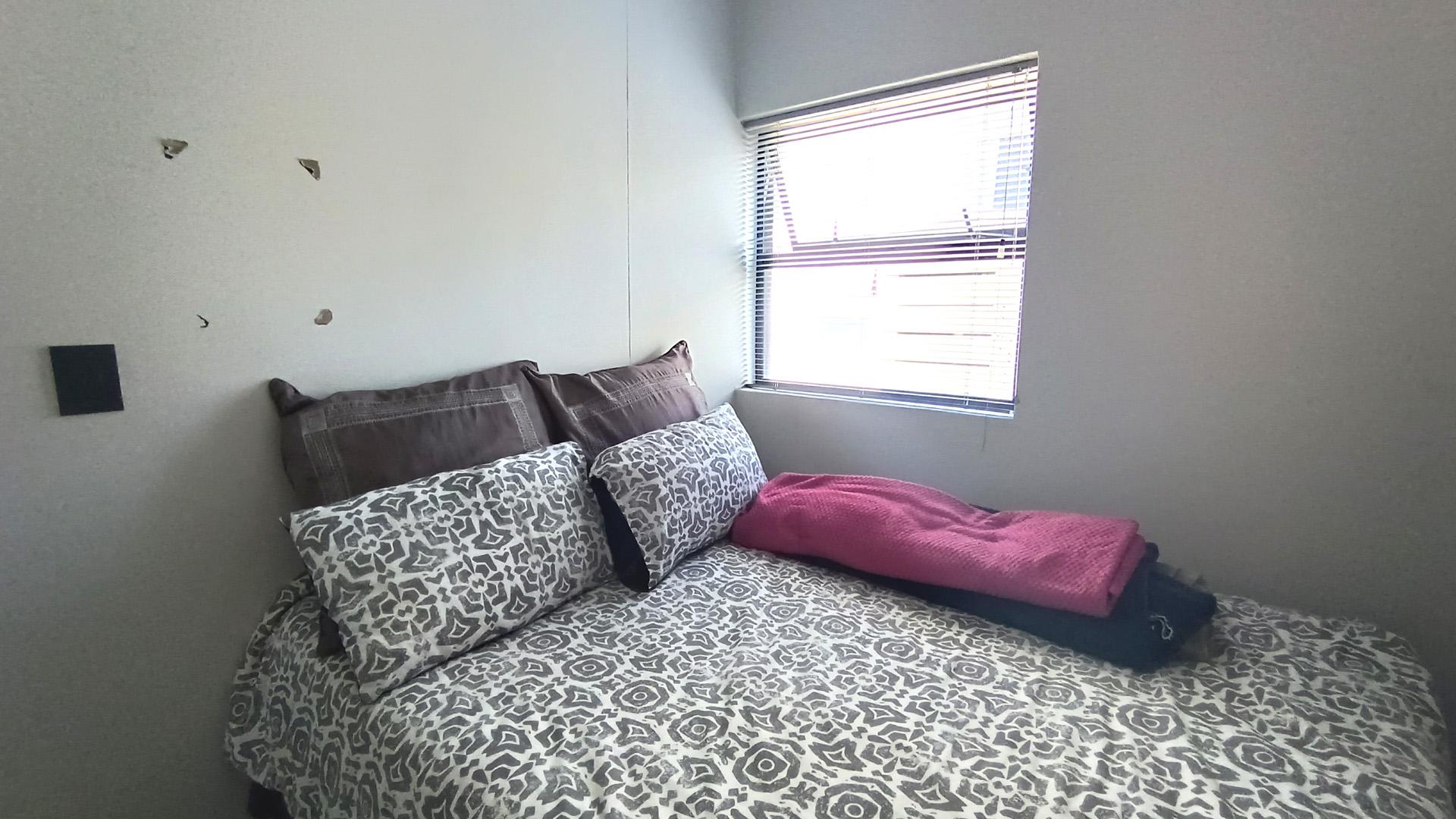 Bed Room 2 - 8 square meters of property in Belhar