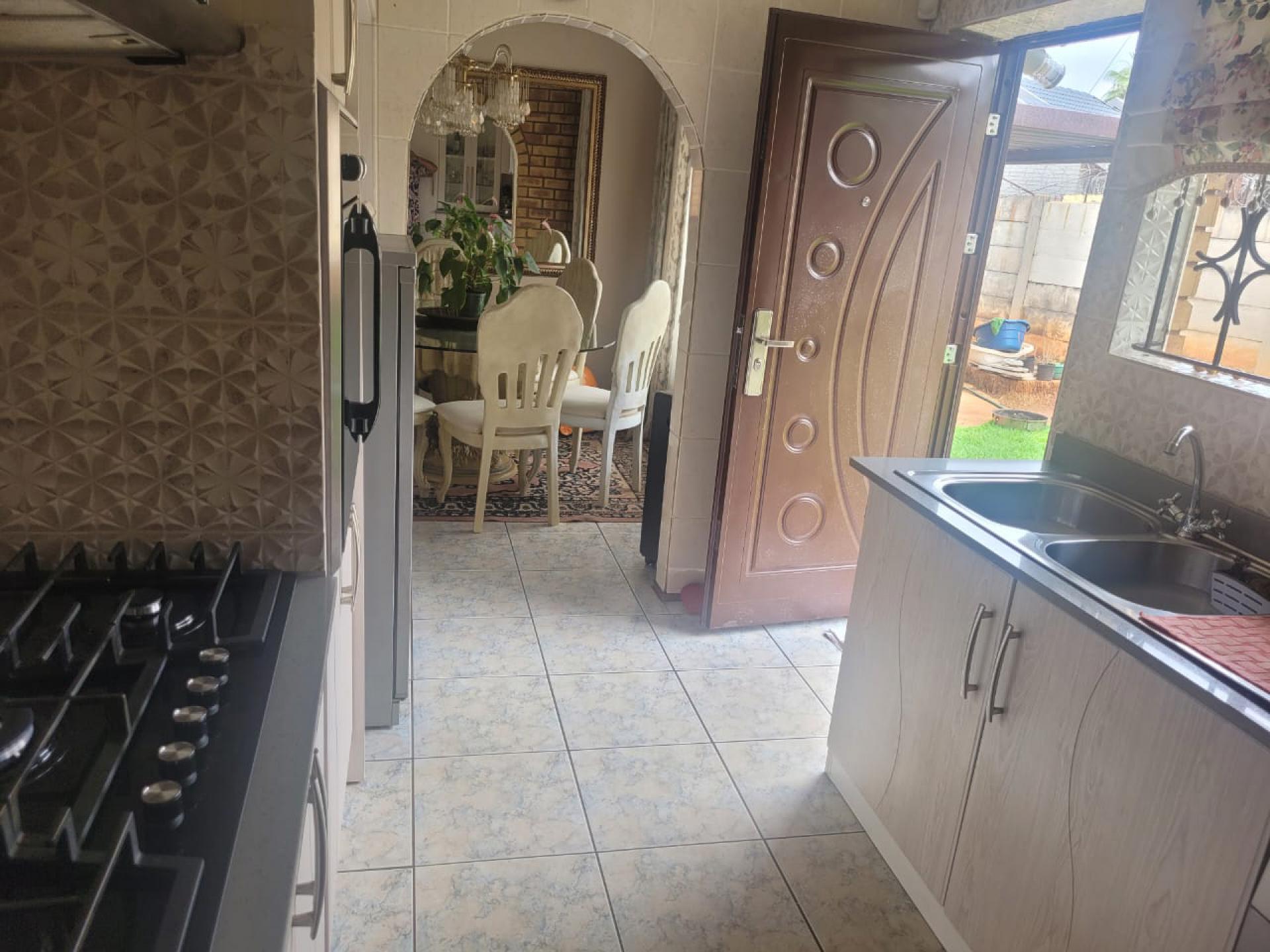  of property in Clarina