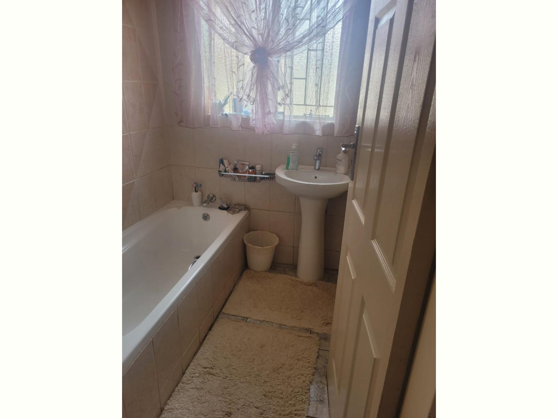  of property in Clarina