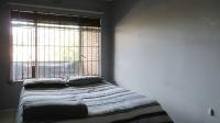 Bed Room 1 - 20 square meters of property in Windsor West