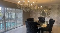 Dining Room of property in Ronaldskloof Ext