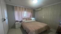 Bed Room 1 of property in Ronaldskloof Ext