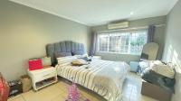 Bed Room 5+ of property in Ronaldskloof Ext