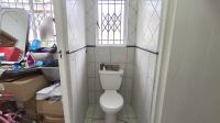 Bathroom 3+ - 3 square meters of property in Ronaldskloof Ext
