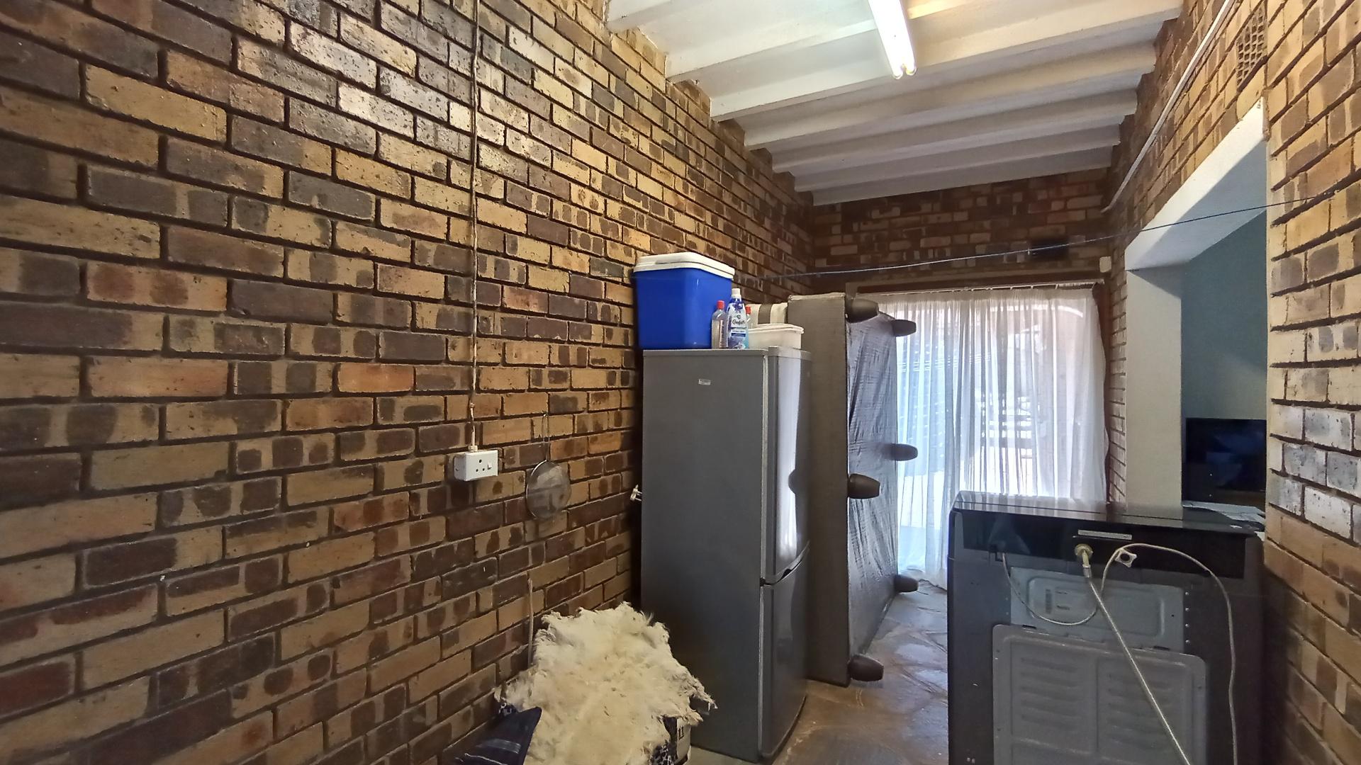 Spaces - 36 square meters of property in Doonside