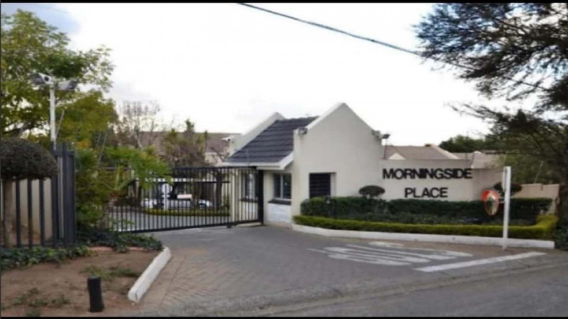 Front View of property in Edenburg - Jhb