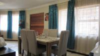 Dining Room - 13 square meters of property in Roodekrans