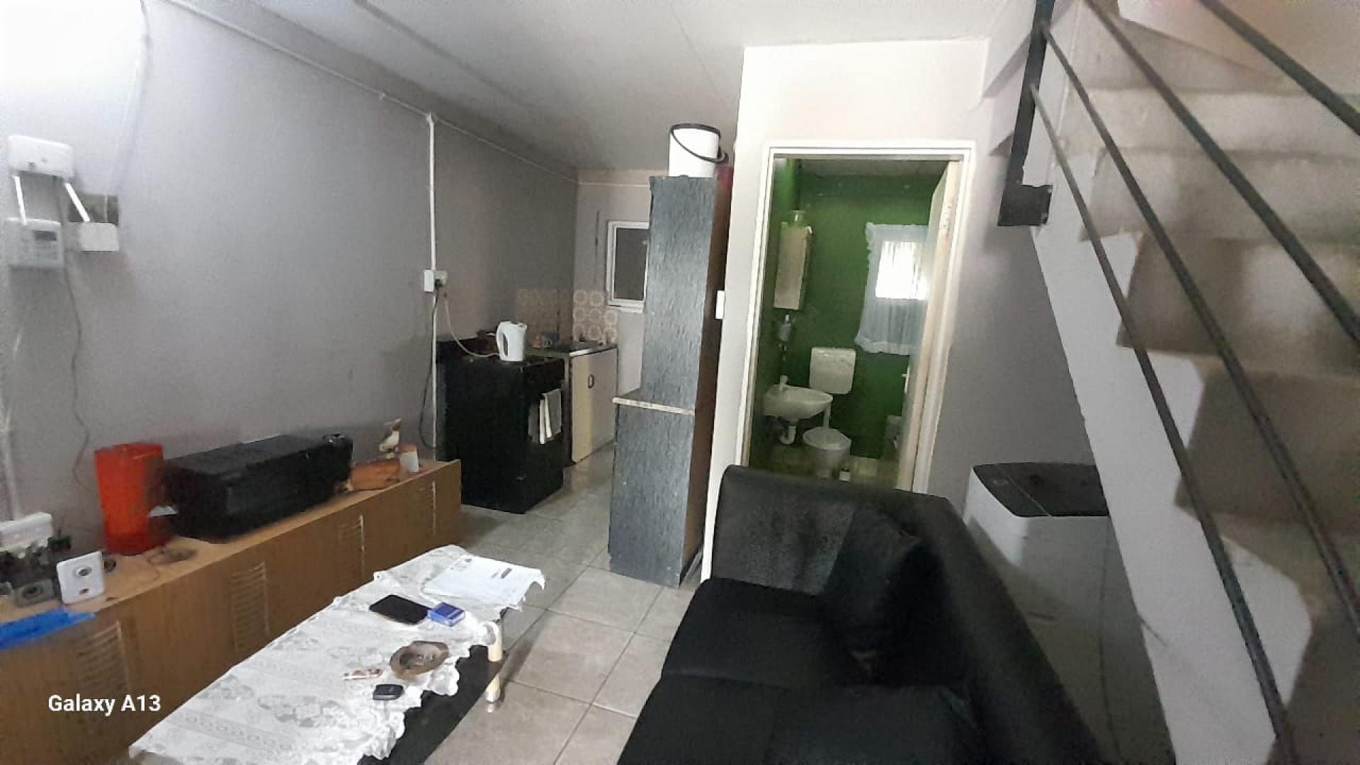  of property in Delft