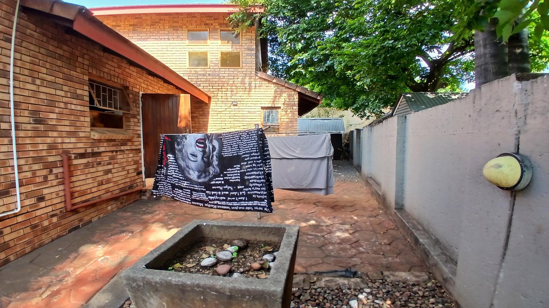 Backyard of property in Eldoraigne