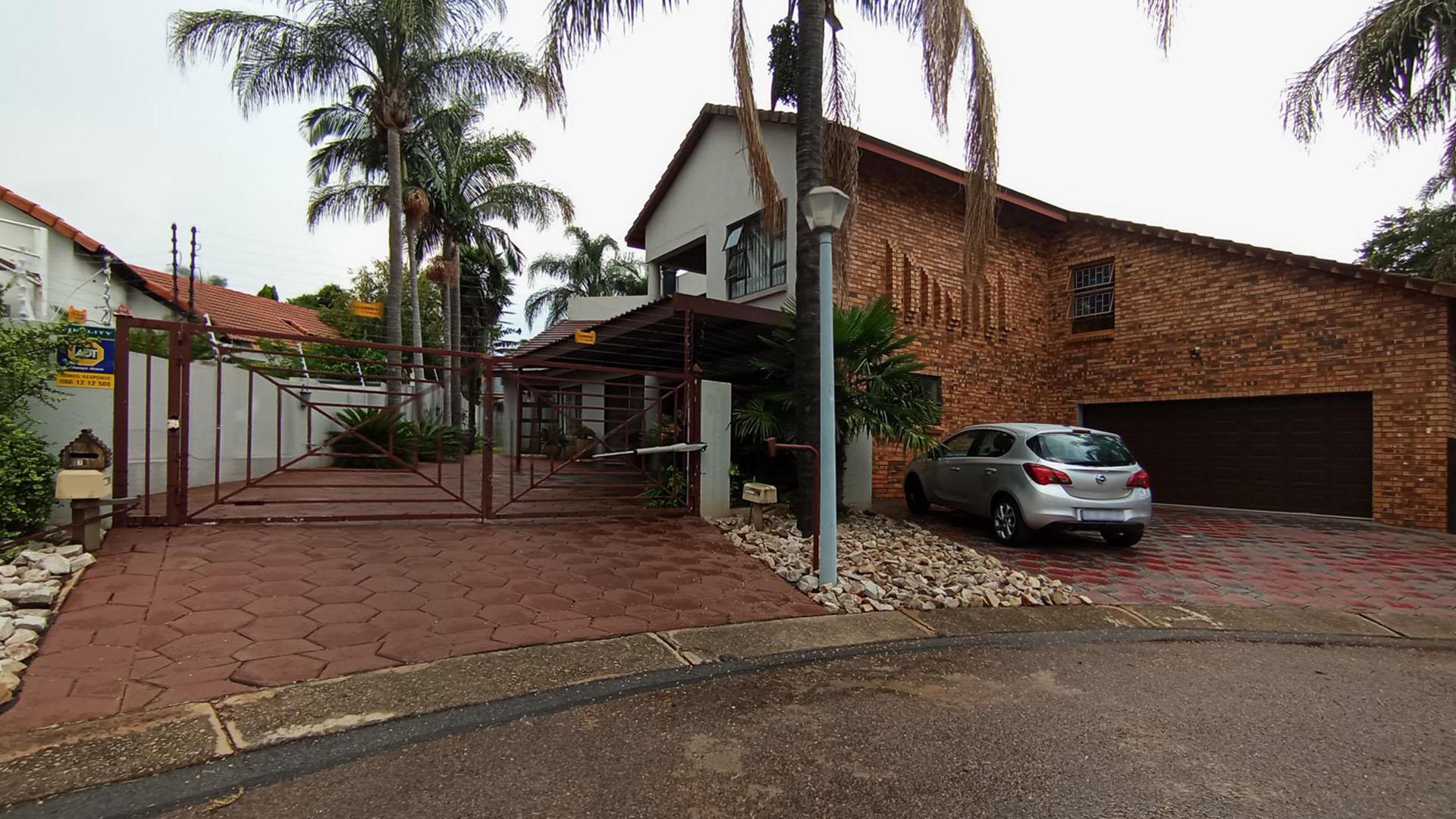 Front View of property in Eldoraigne