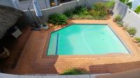 Swimming Pool of property in Eldoraigne