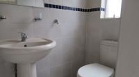 Bathroom 1 - 15 square meters of property in Albertville