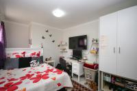  of property in Admirals Park