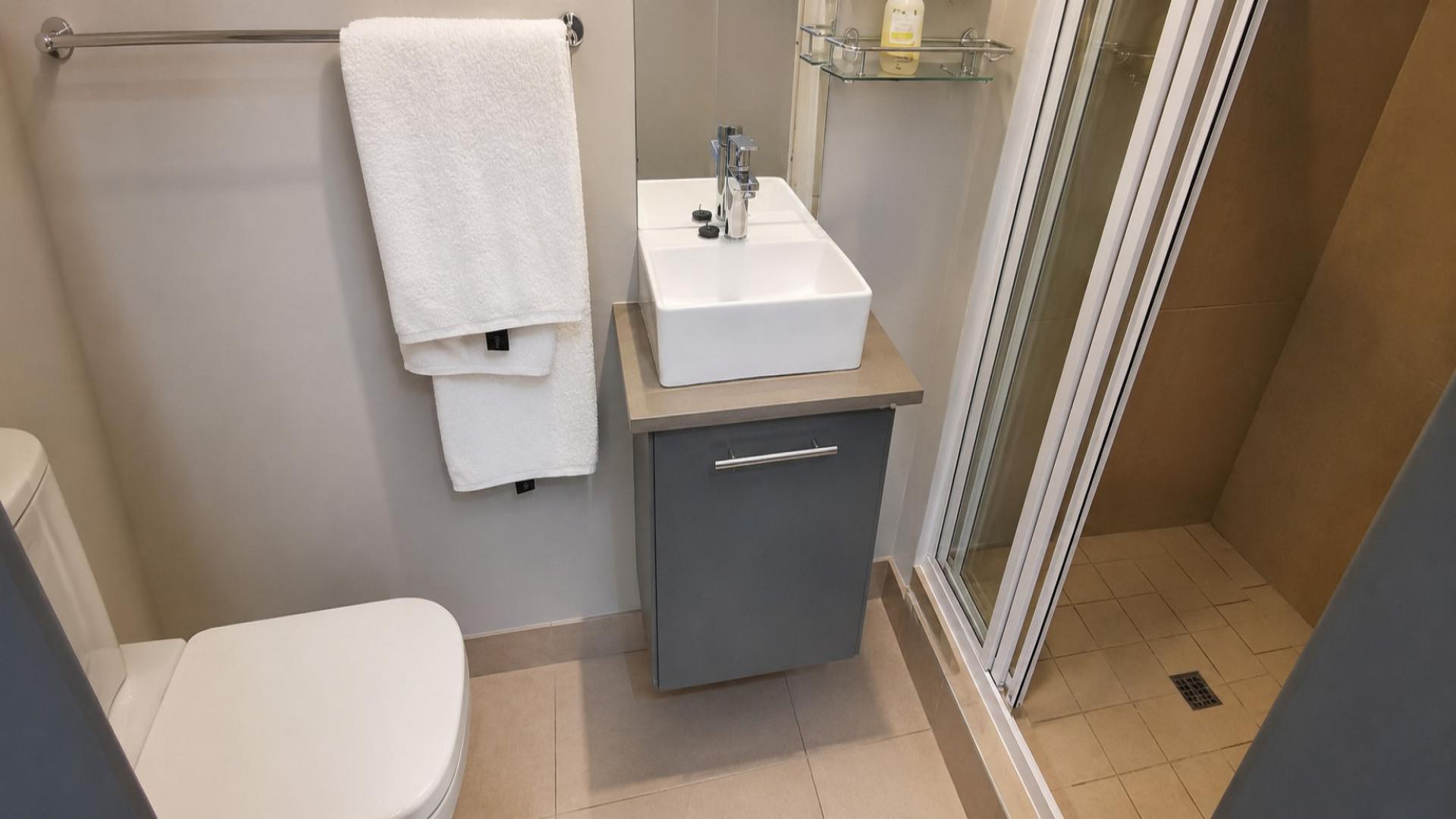 Bathroom 1 of property in Lynnwood Ridge