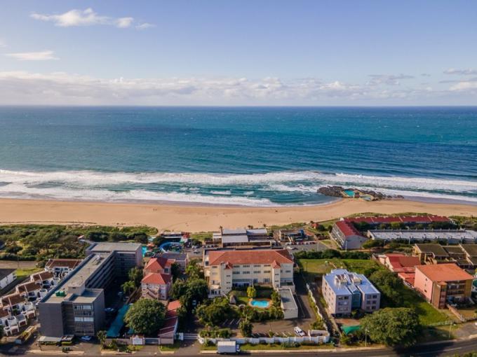 3 Bedroom Simplex for Sale For Sale in Amanzimtoti  - MR697319
