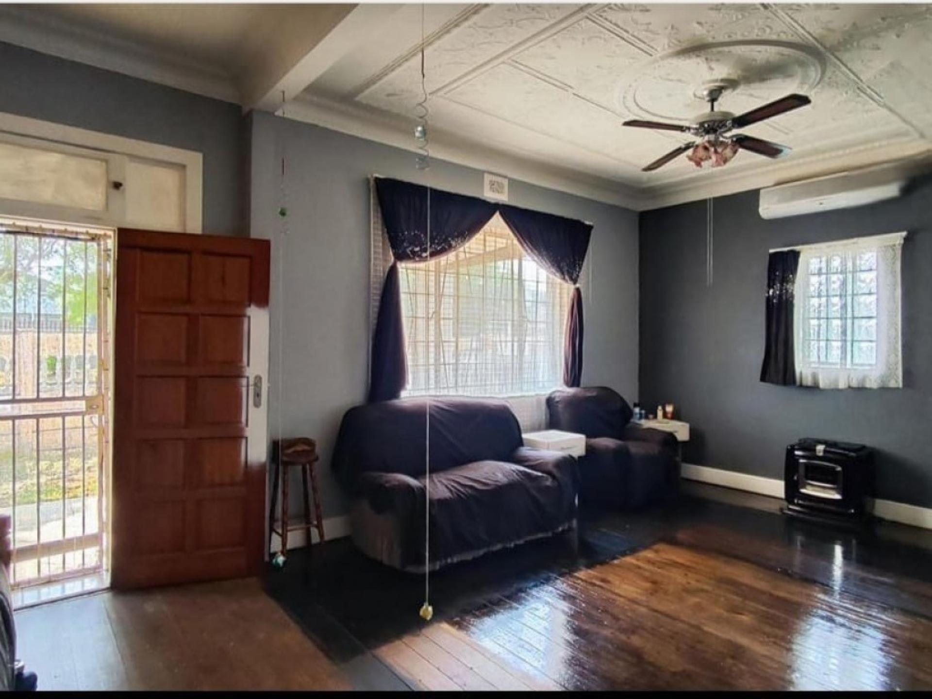  of property in Florentia