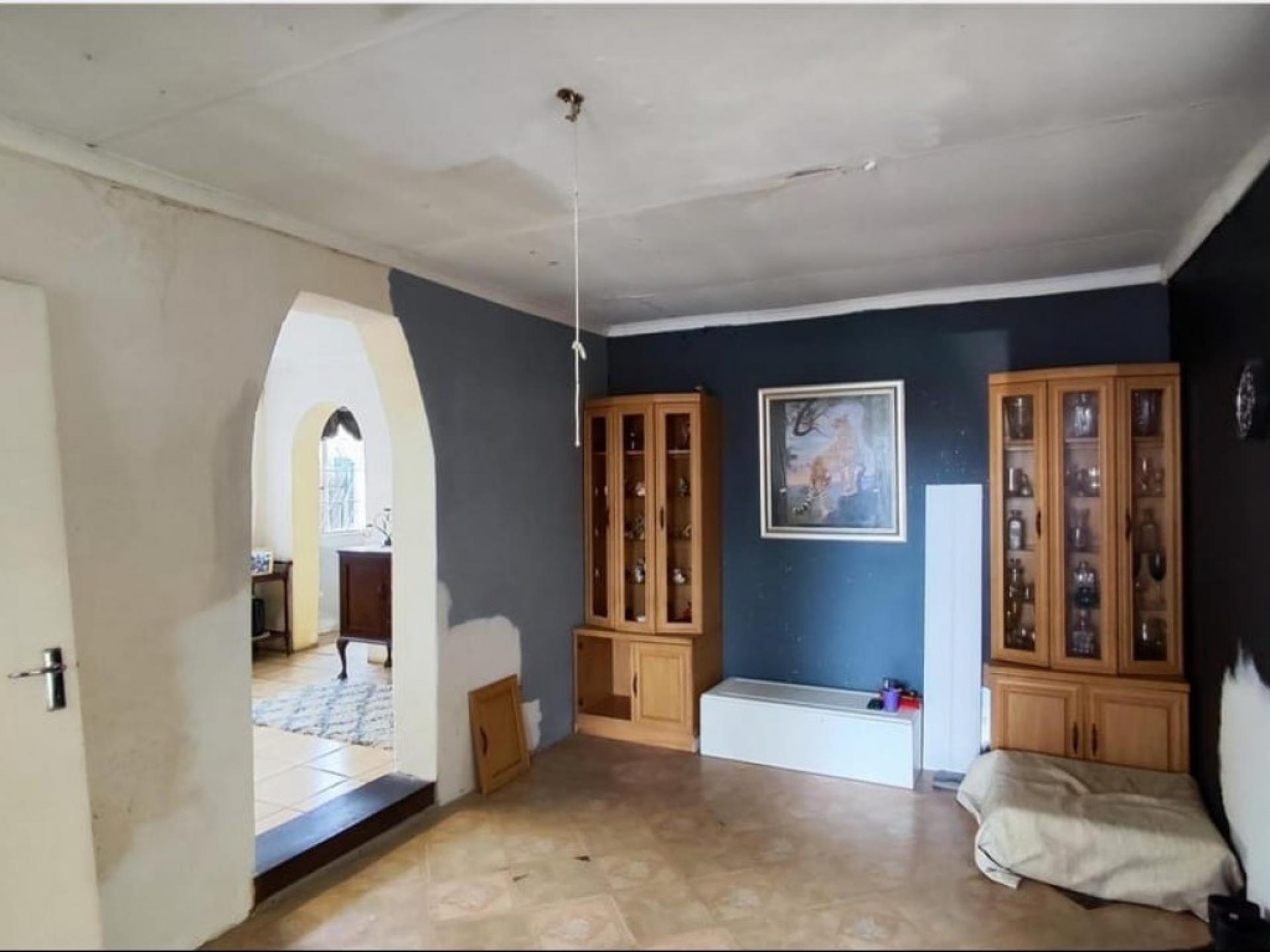  of property in Florentia