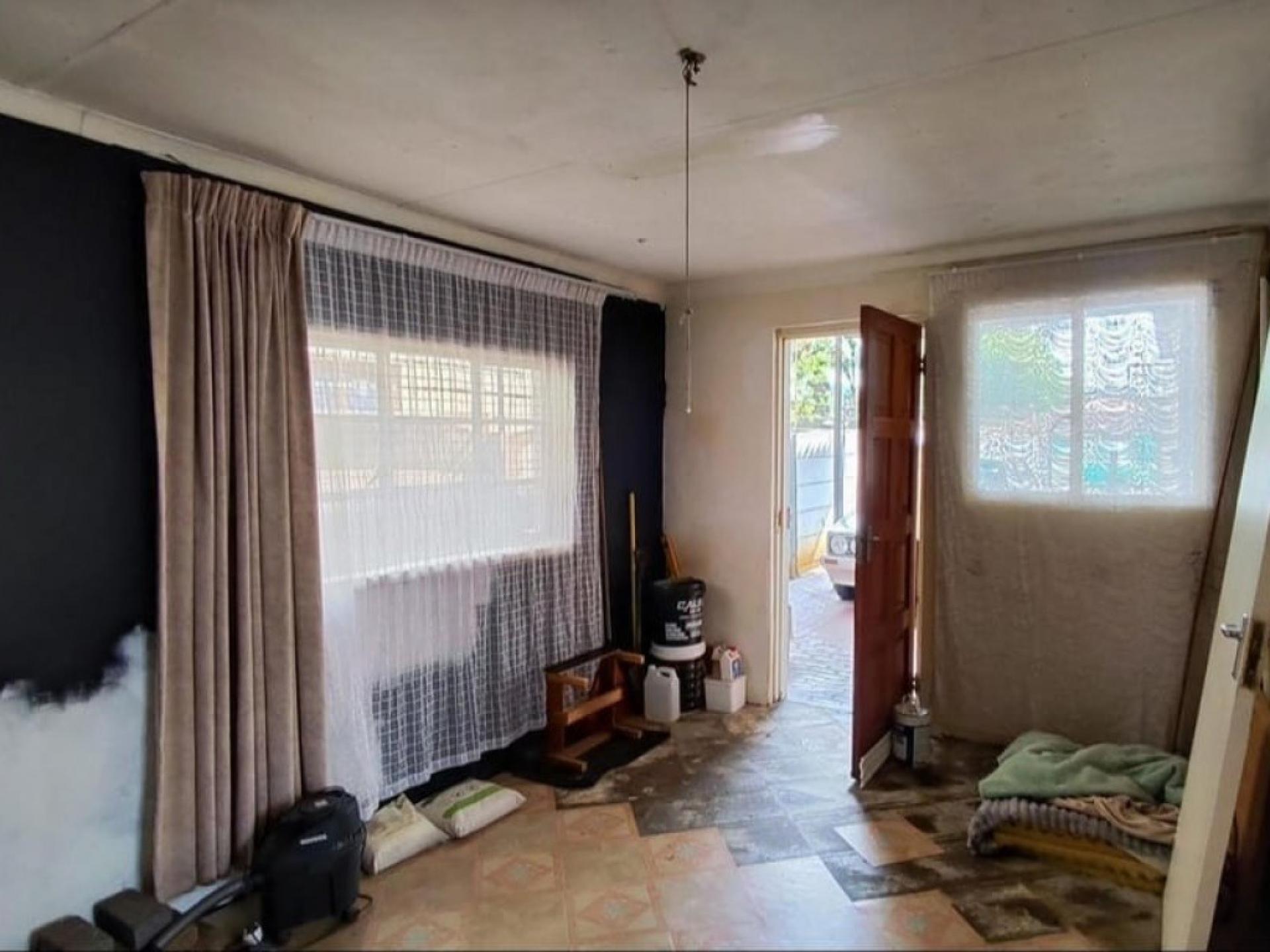  of property in Florentia