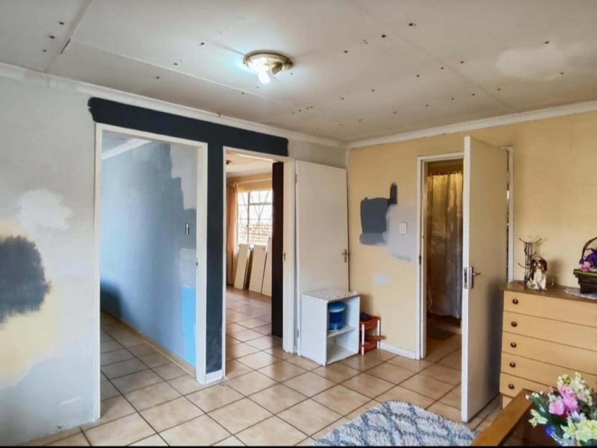  of property in Florentia