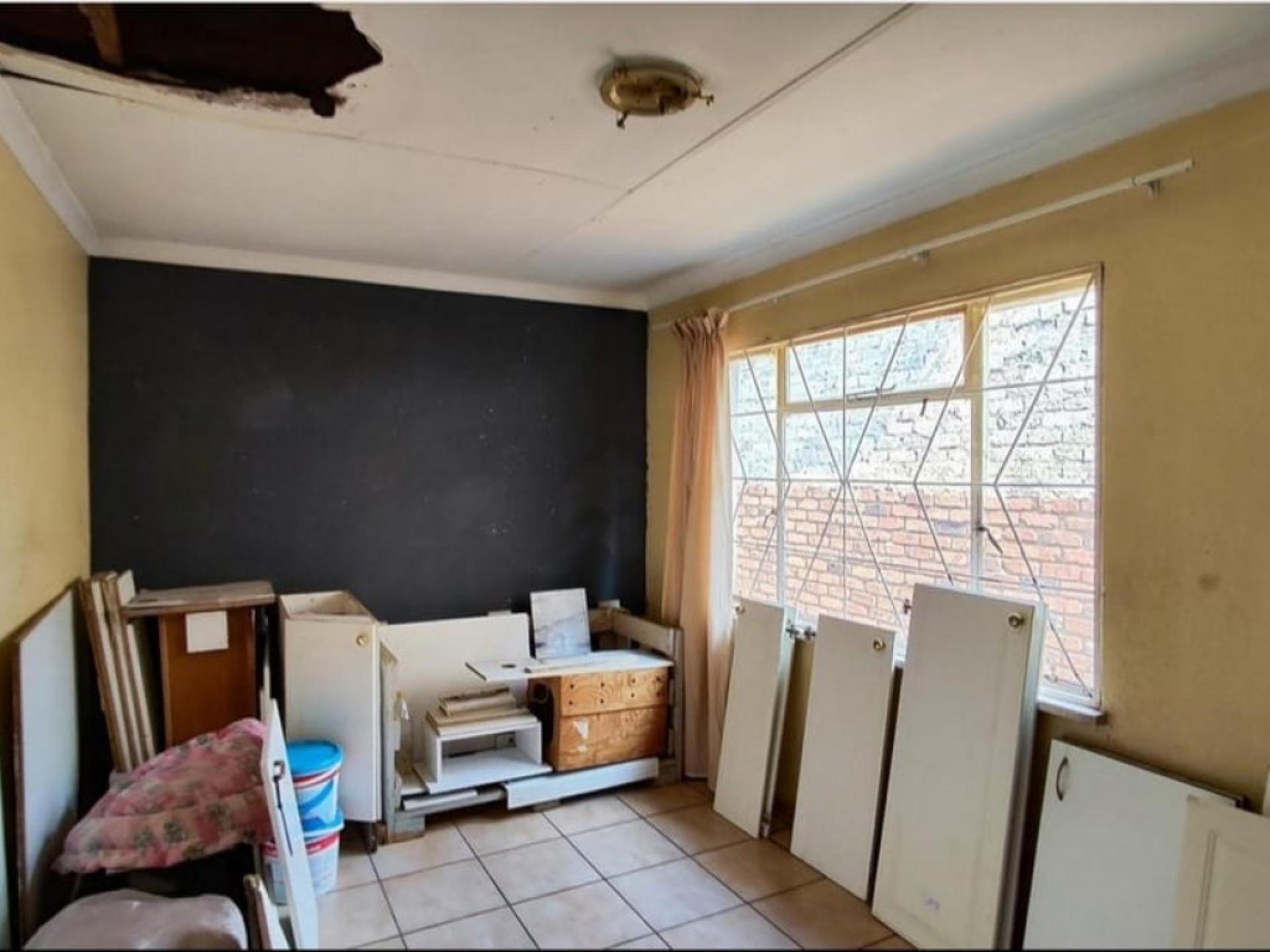  of property in Florentia