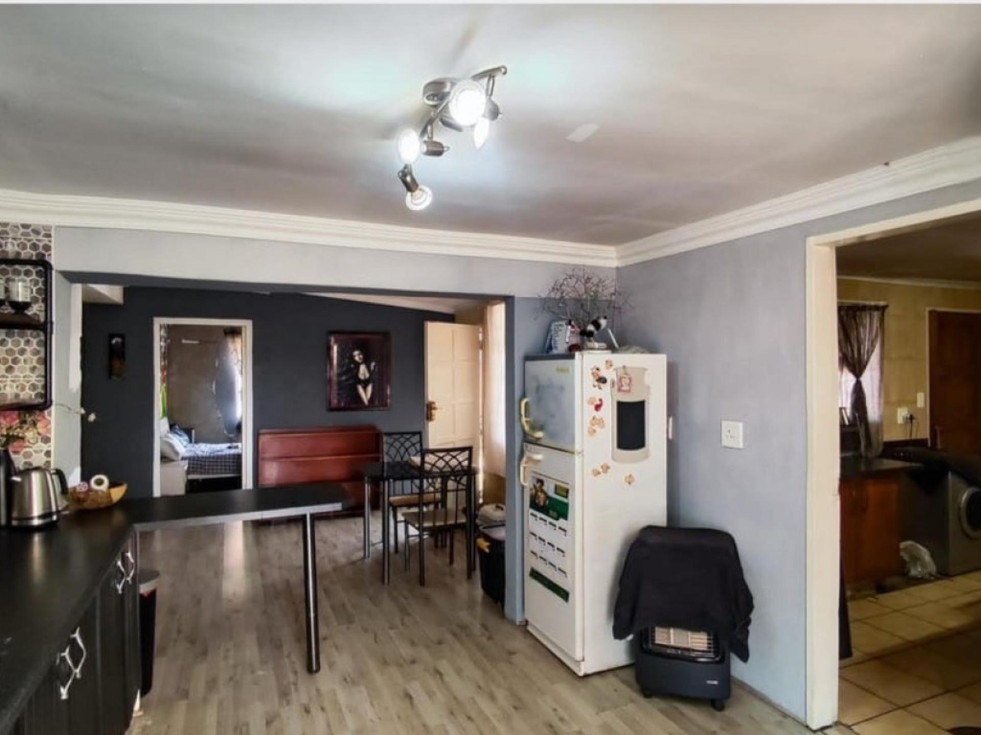  of property in Florentia