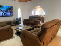  of property in Glenvista