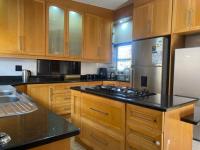  of property in Glenvista