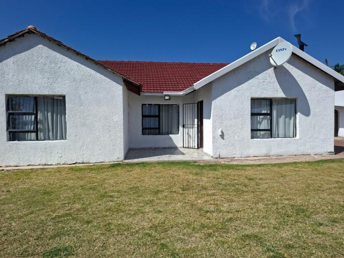 3 Bedroom House for Sale For Sale in Kibler Park - MR697358