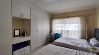 Bed Room 1 - 18 square meters of property in Ravenswood