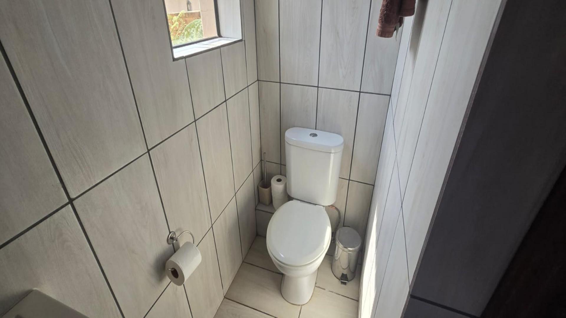 Guest Toilet of property in The Wilds Estate