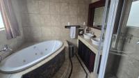 Main Bathroom of property in The Wilds Estate