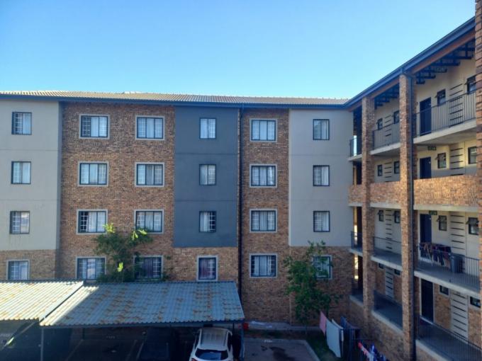 2 Bedroom Apartment for Sale For Sale in South Hills - MR697420