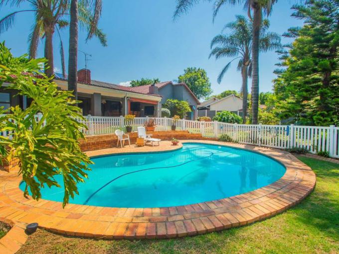 House for Sale For Sale in Randpark Ridge - MR697434