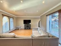  of property in Glenvista