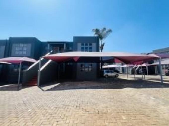 3 Bedroom Simplex for Sale For Sale in Mulbarton - MR697446