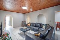  of property in Magalieskruin