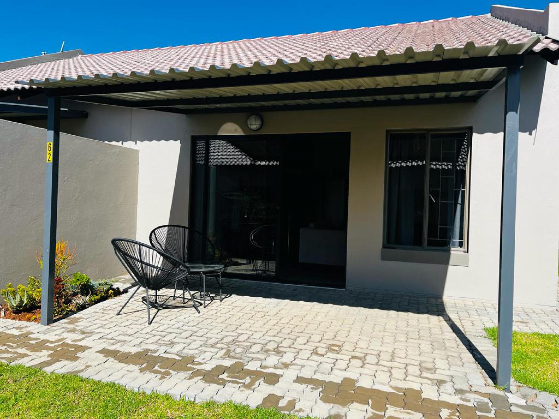  of property in Heatherview