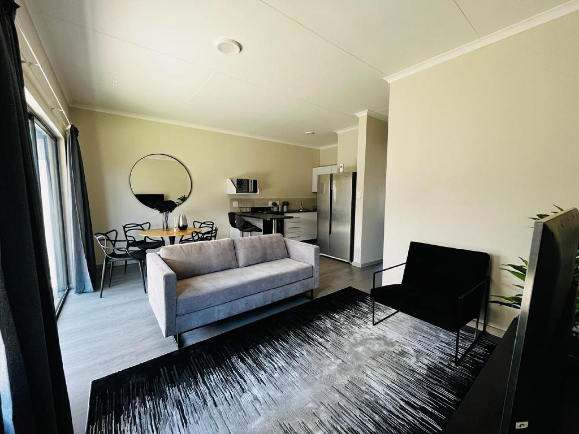  of property in Heatherview