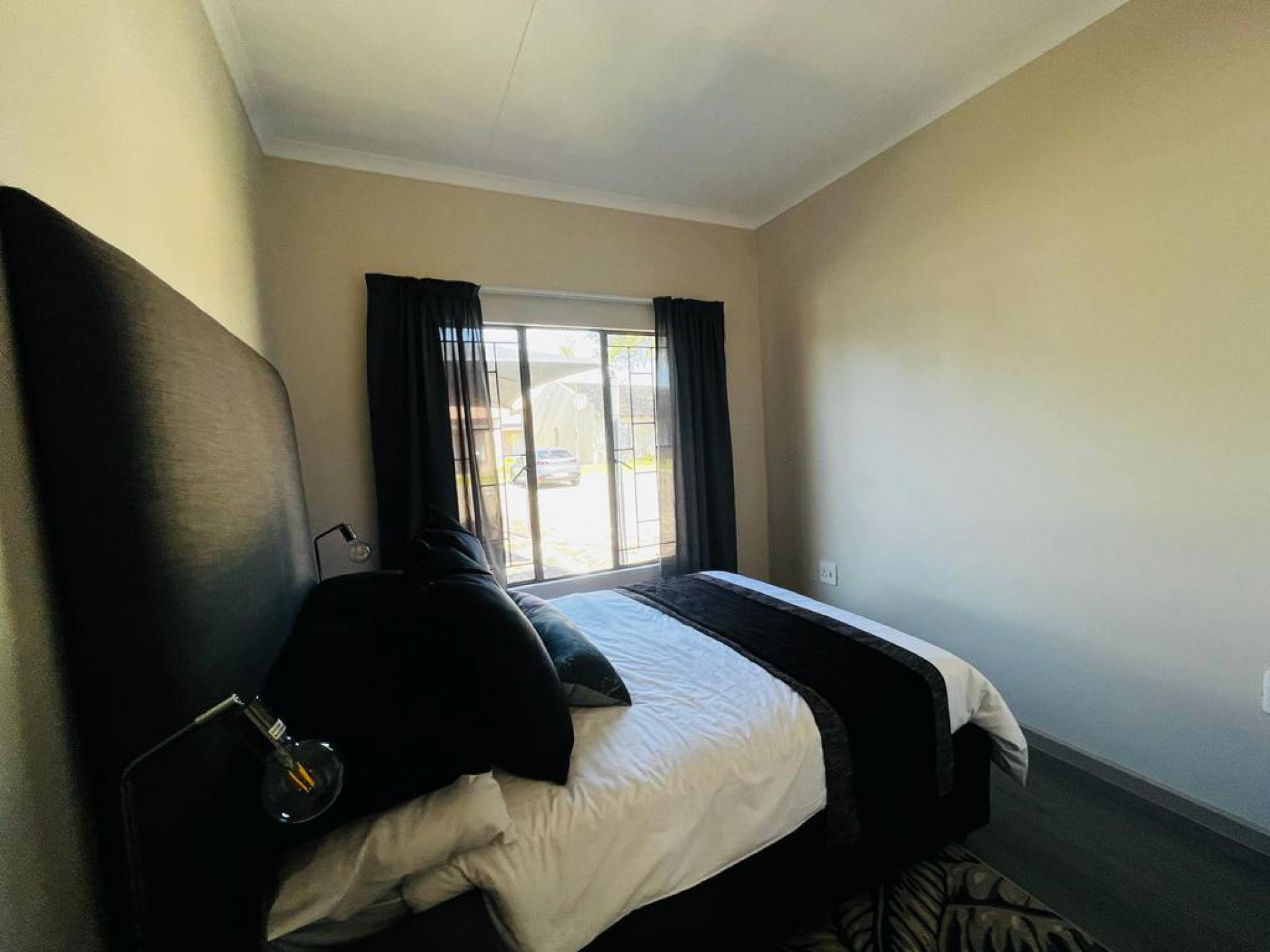  of property in Heatherview