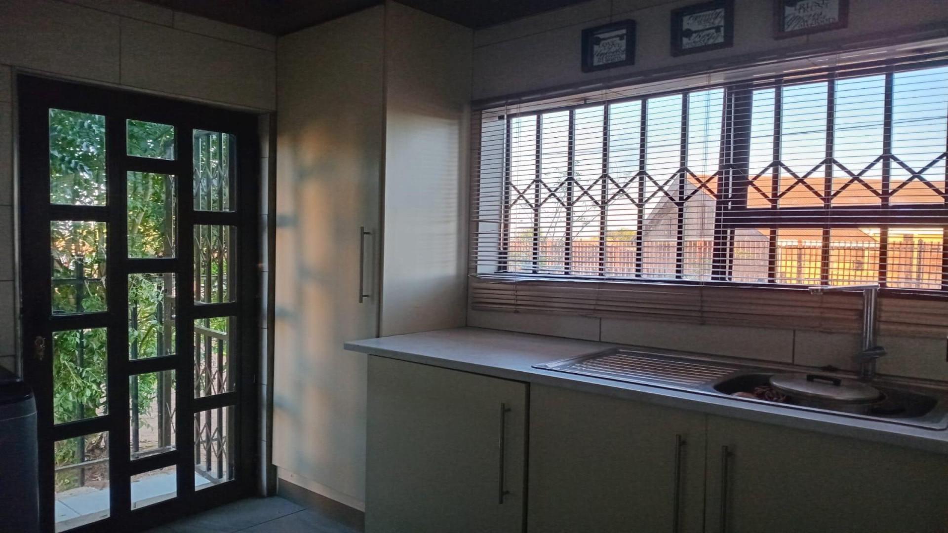 Kitchen of property in Vryburg