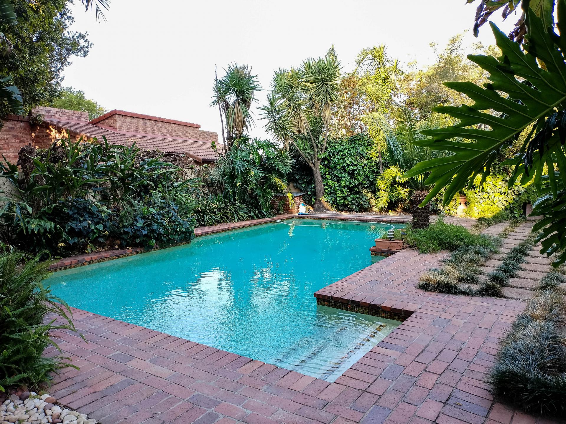  of property in Weltevreden Park