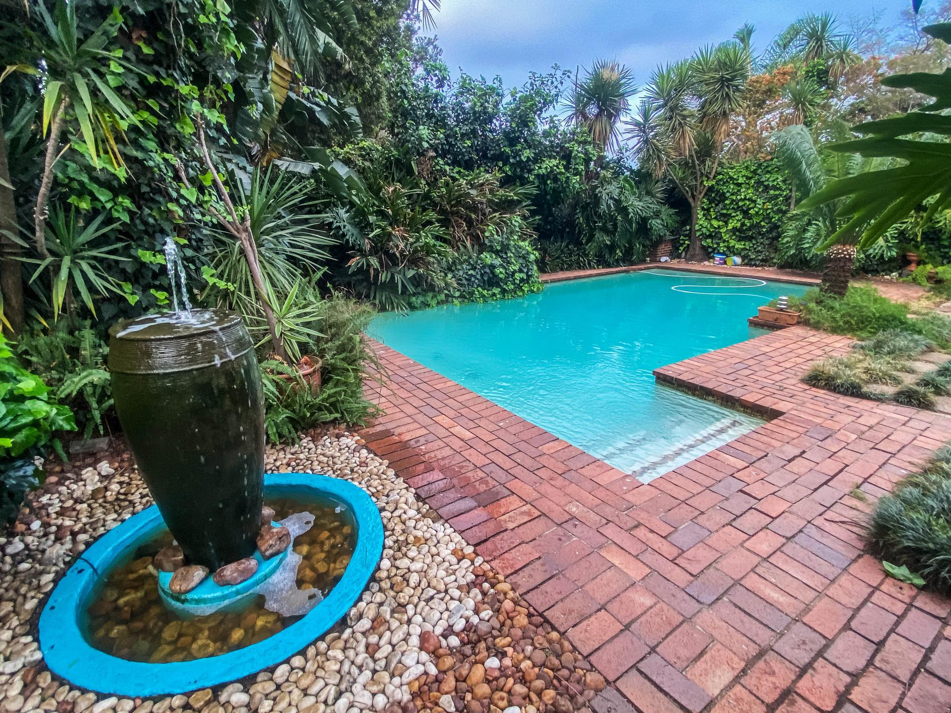  of property in Weltevreden Park