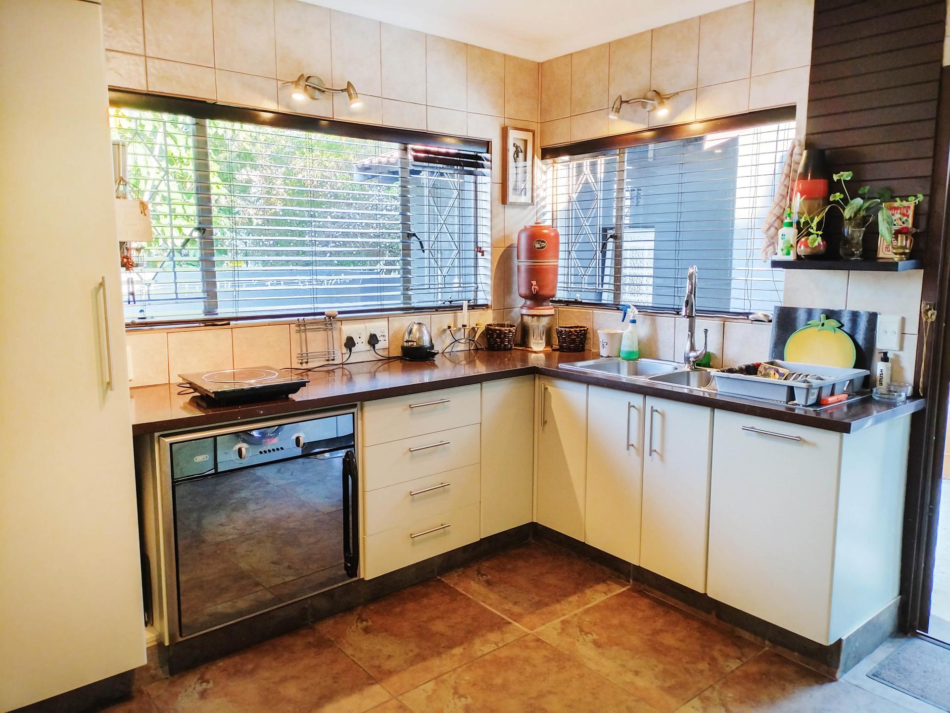  of property in Weltevreden Park