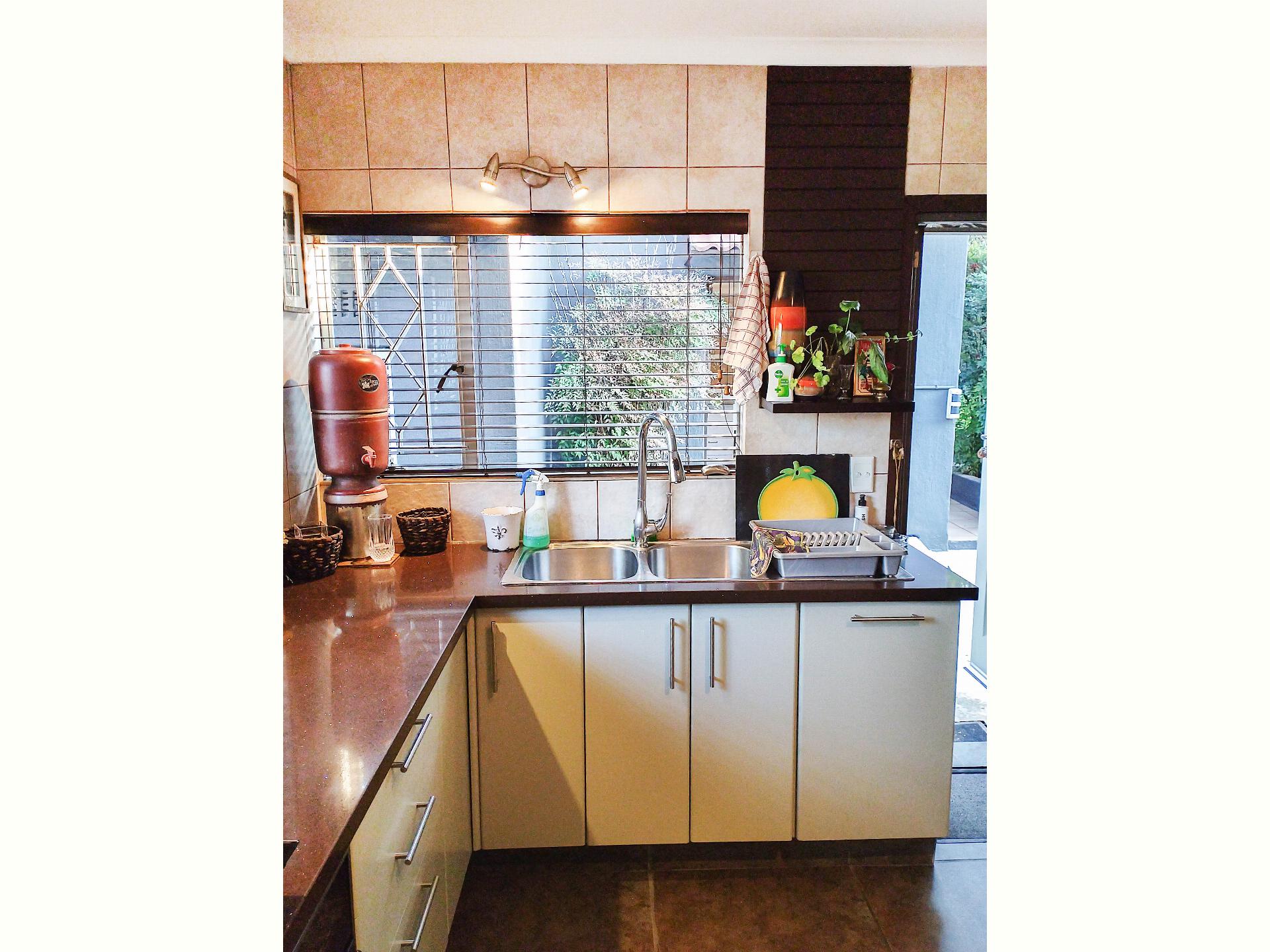  of property in Weltevreden Park