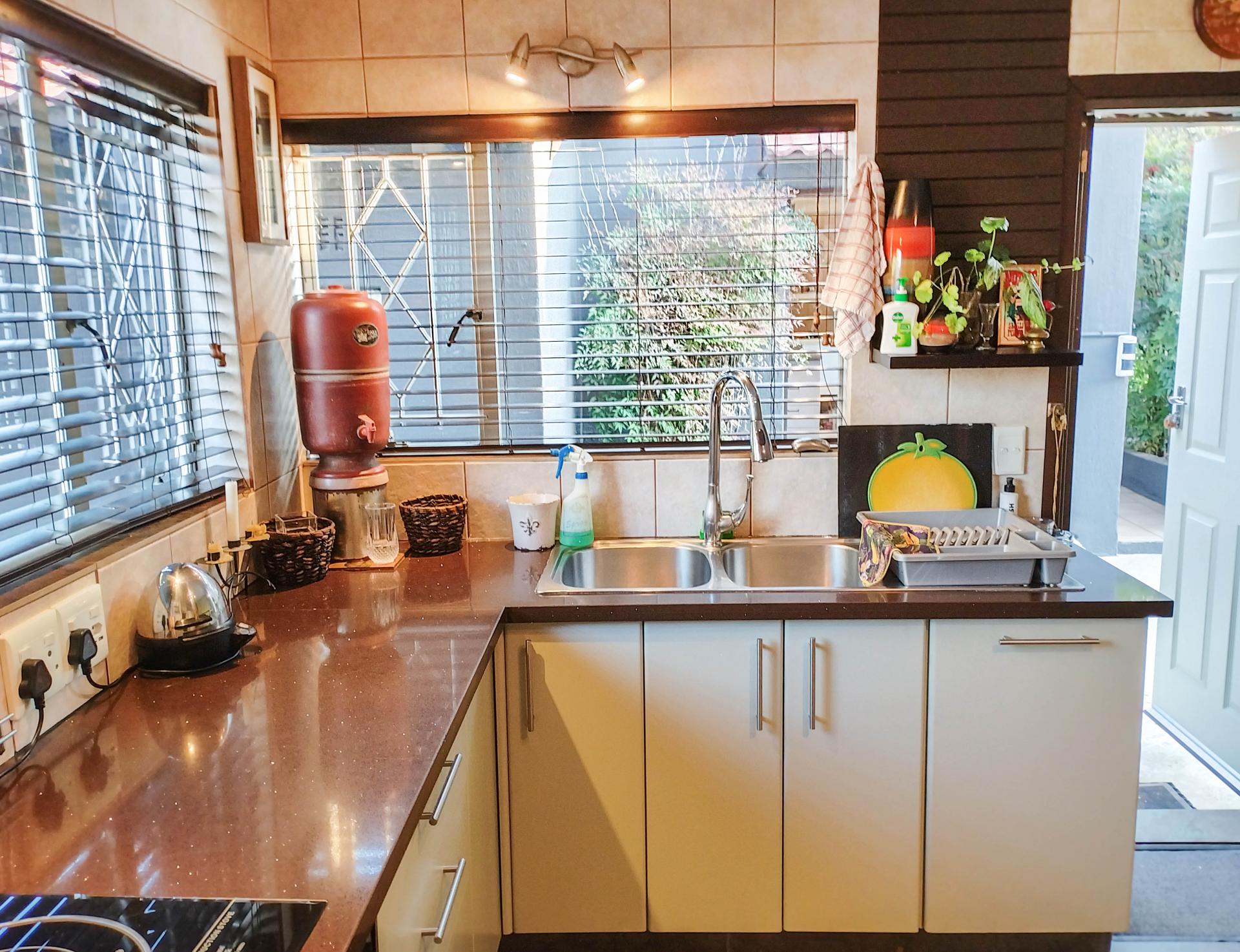  of property in Weltevreden Park