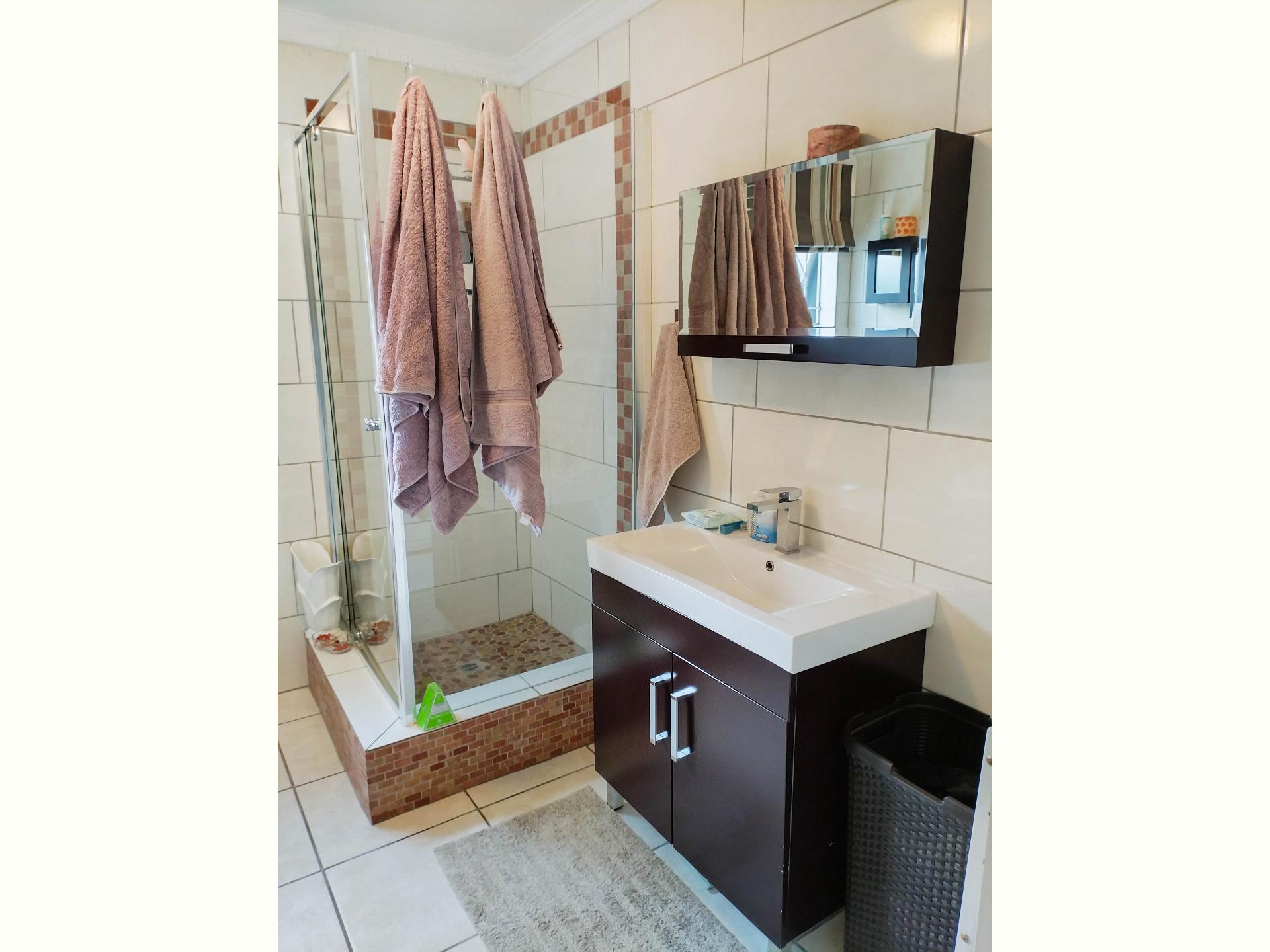  of property in Weltevreden Park