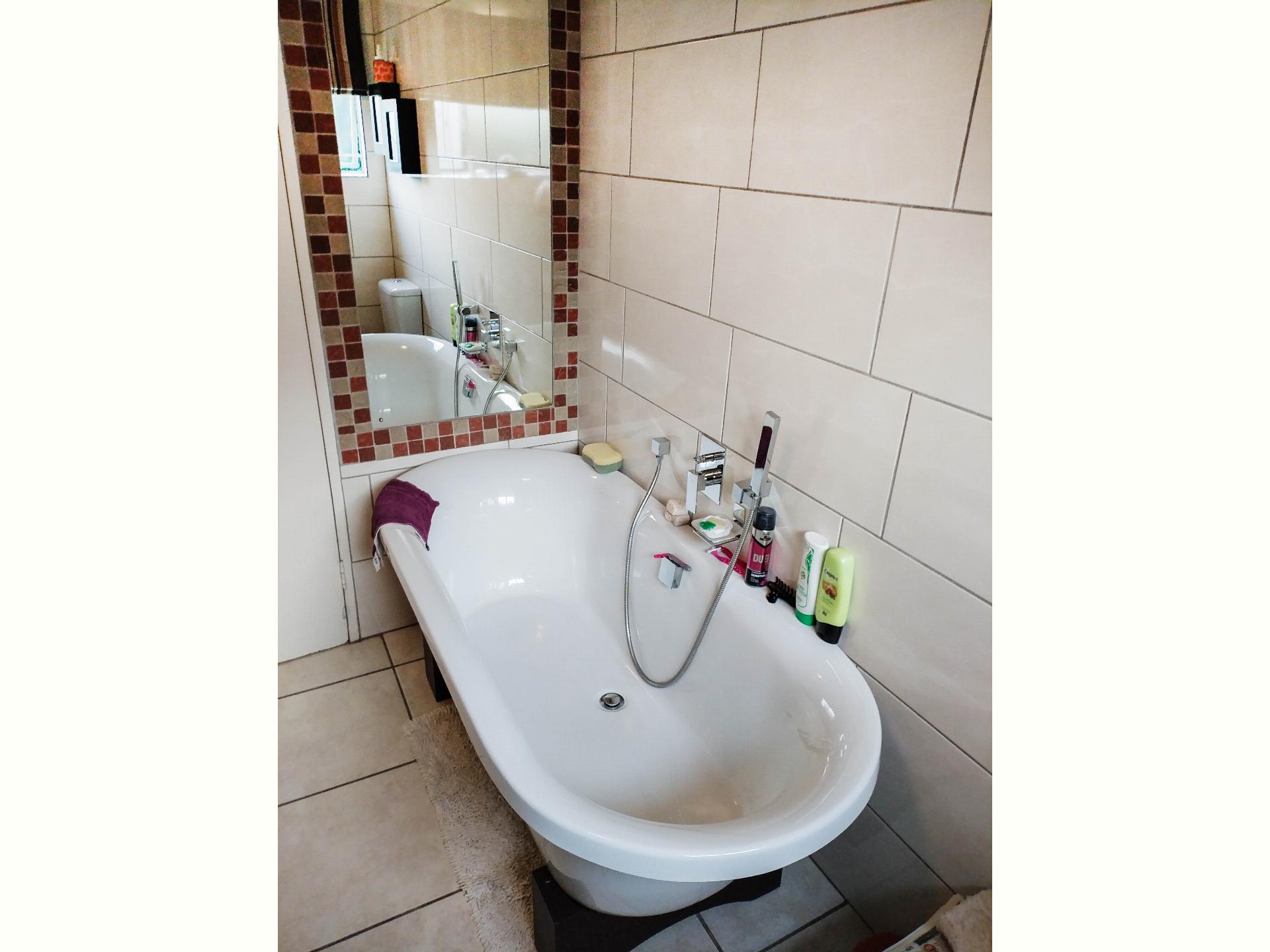  of property in Weltevreden Park