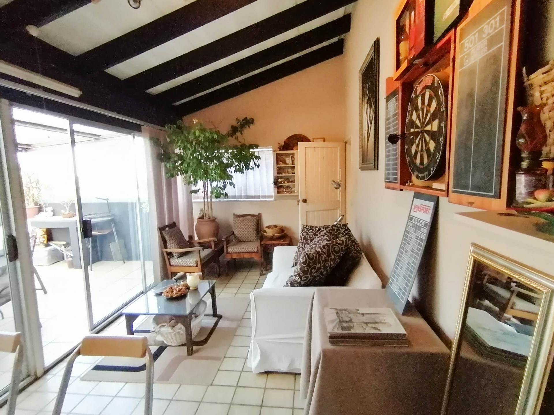  of property in Weltevreden Park