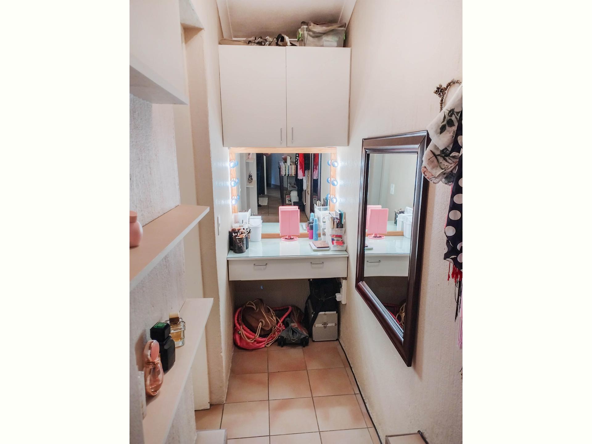  of property in Weltevreden Park